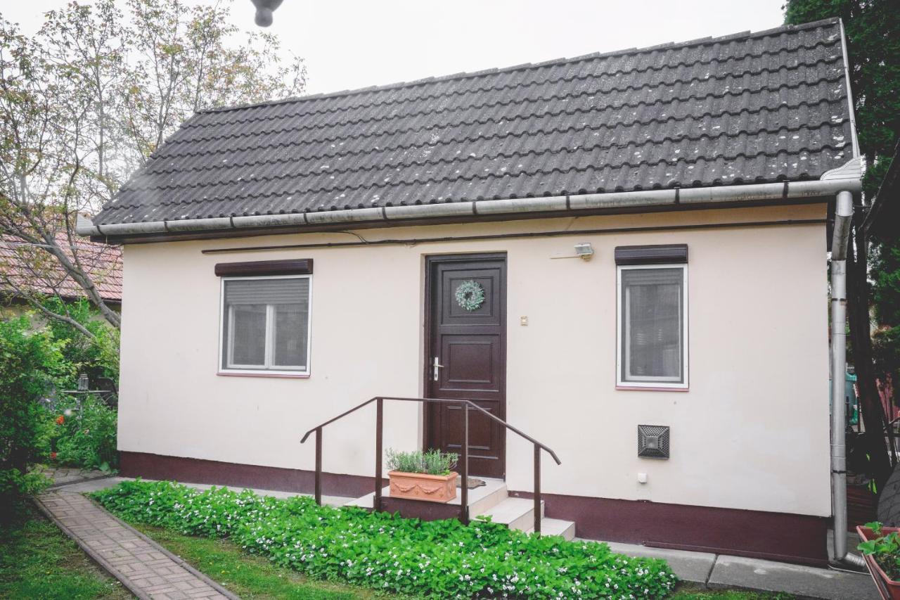 Kertvarosi Kucko Debrecenben! Ngoại thất bức ảnh